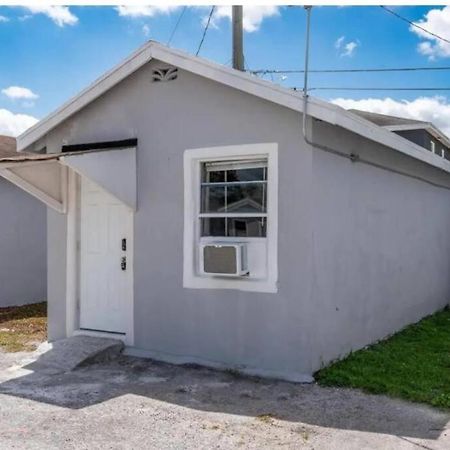 Inviting Oasis - Cozy, Spotless, And Comfortable Room Pahokee Εξωτερικό φωτογραφία